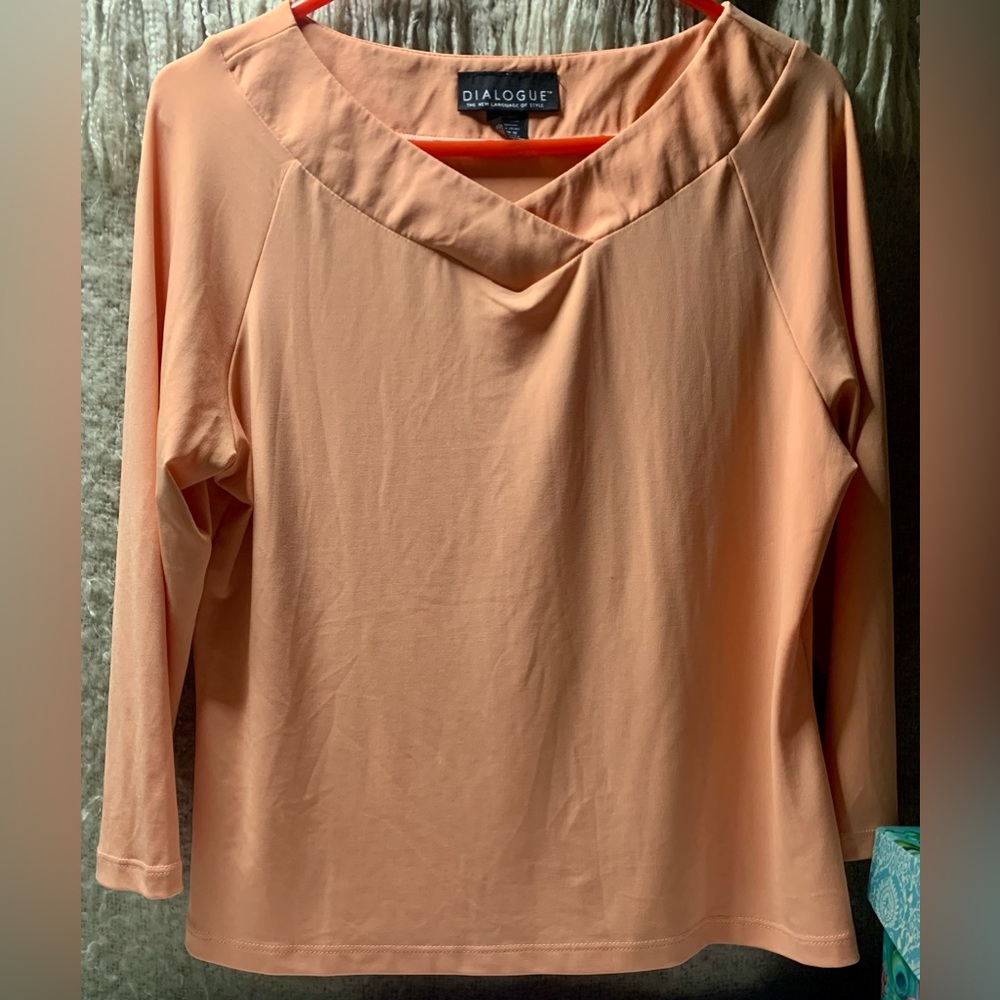 🌺DIALOGUE THE NEW LANGUAGE OF STYLE 🌺BLUSA TELA SUAVE STRETCH 🌺Sz M🌺#ALO